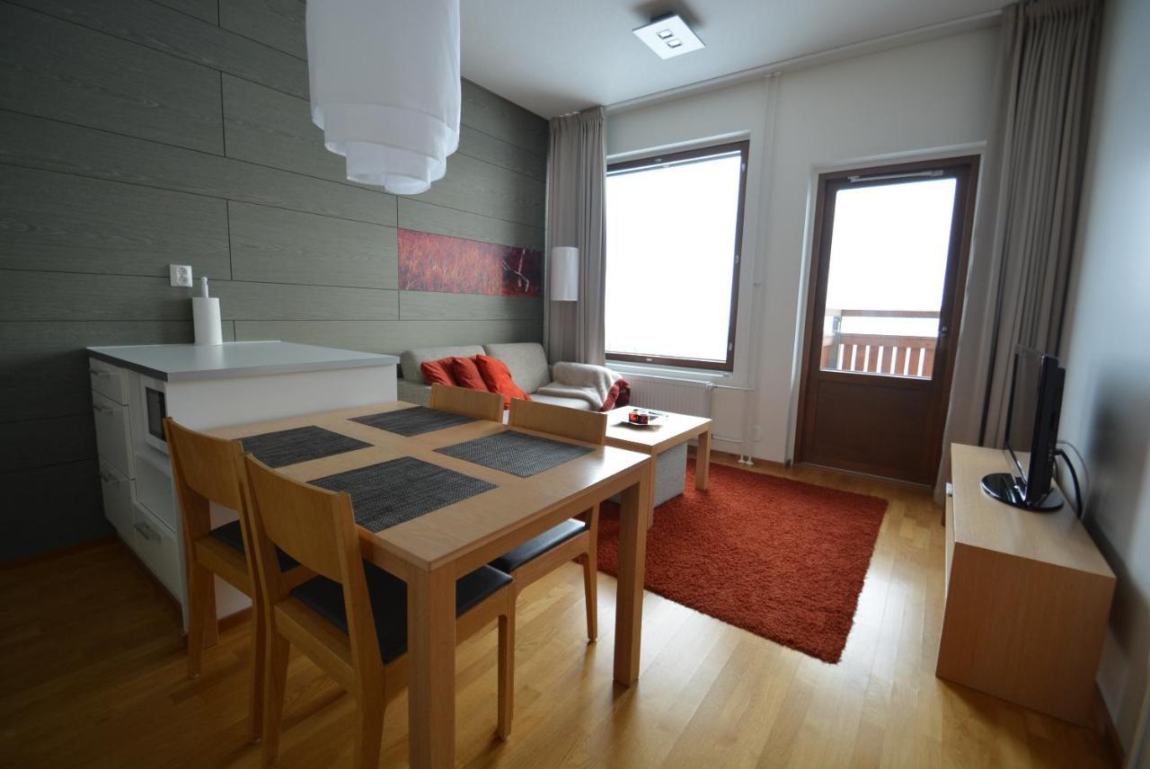 Yllaeshuiput Appartement Ylläsjärvi Buitenkant foto